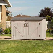 Lifetime 561-Gallon Outdoor Storage Box
